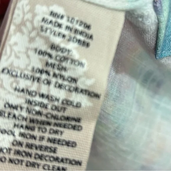 NEW Soft Surroundings Bazille Pastel Embroidered Tunic - Picture 14 of 14